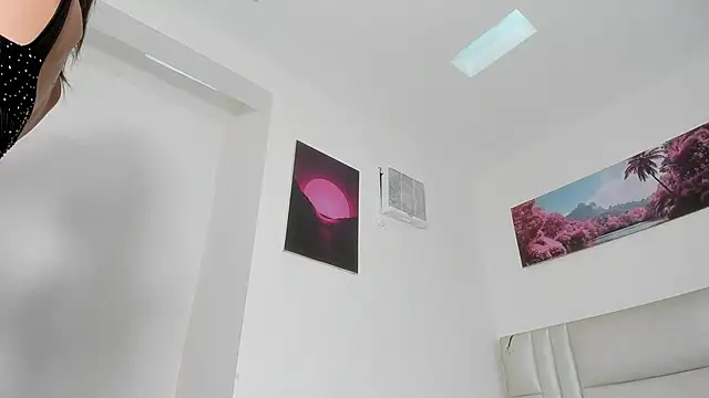 emily  mcqueen online show from 02-24-26, 09:48