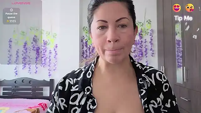 xxxMilexxx online show from 04-12-26, 11:46