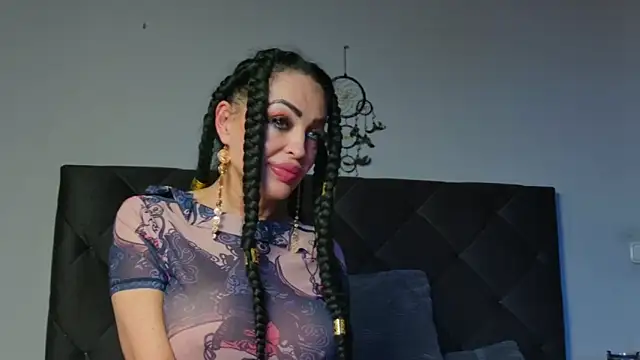 LadyRavenna online show from 04-13-26, 04:44