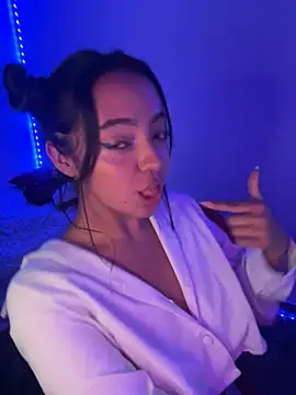 laraa rous online show from 03-07-26, 01:34