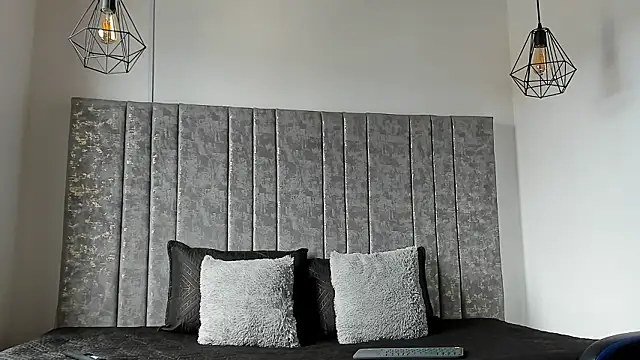 Snapshot of Calvin_Hunter chatting on 02-16-26, 06:06 Calvin Hunter online show from 02-16-26, 06:06