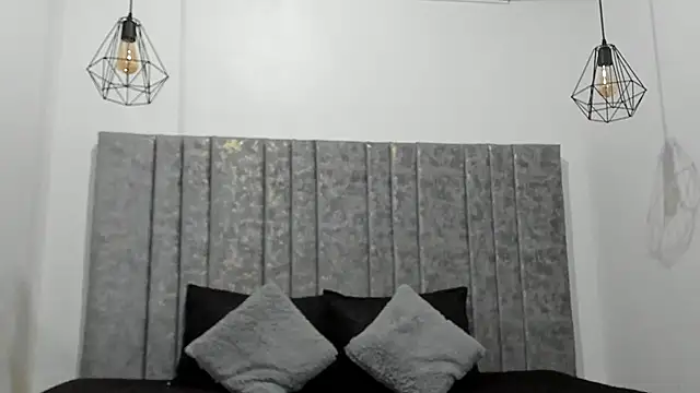 Snapshot of Calvin_Hunter chatting on 02-18-26, 11:01 Calvin Hunter online show from 02-18-26, 11:01