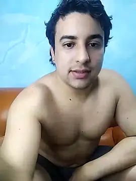 Snapshot of AxelWhitte chatting on 02-21-26, 07:05 AxelWhitte online show from 02-21-26, 07:05