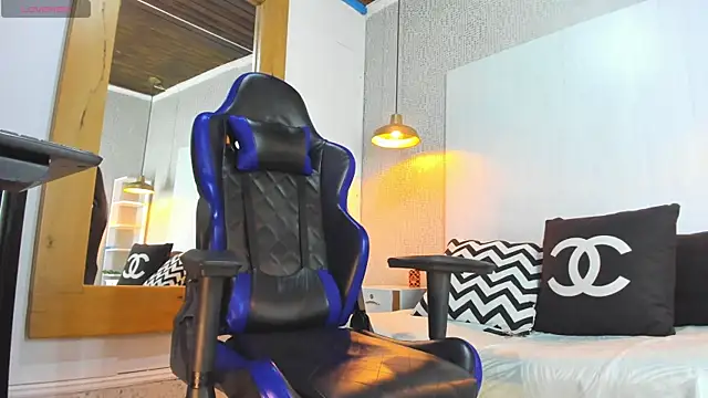 Dusan Grey77 online show from 02-20-26, 04:09