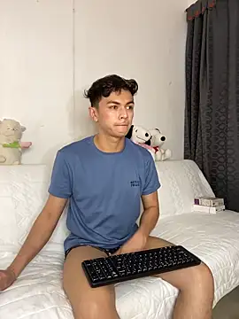 Caydensmit online show from 02-19-26, 07:22