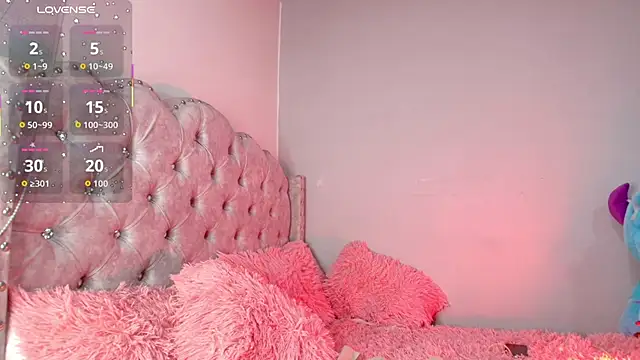 Snapshot of melina_hernandezz chatting on 02-26-26, 08:31 melina hernandezz online show from 02-26-26, 08:31