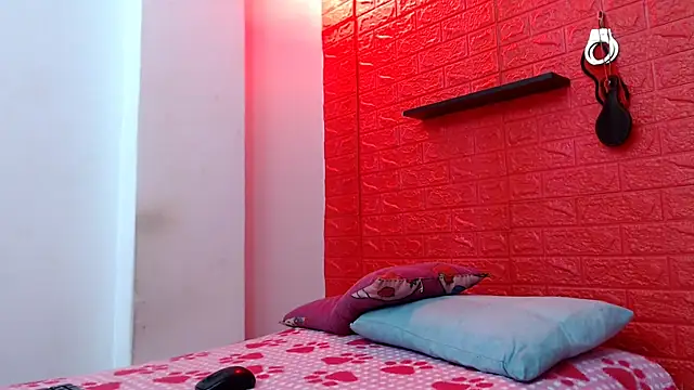 juliette18rose online show from 02-13-26, 07:14