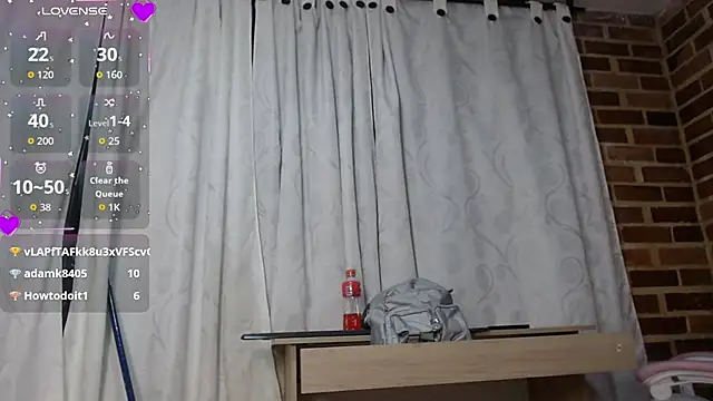 Snapshot of HannaRose- chatting on 02-08-26, 10:35 HannaRose- online show from 02-08-26, 10:35