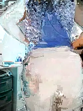 RosseLaure online show from 06-15-26, 11:37