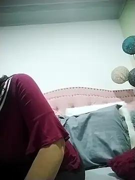 RosseLaure online show from 02-04-26, 02:28