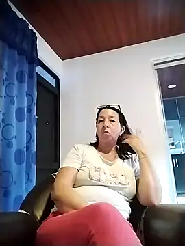 RosseLaure online show from 06-01-26, 07:57