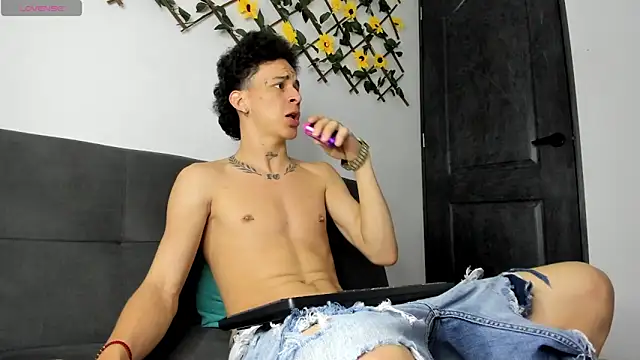 Maxxx bigcockx online show from 05-24-26, 03:28