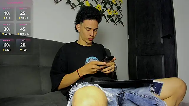 Maxxx bigcockx online show from 04-29-26, 01:32