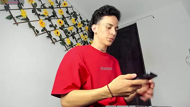 Maxxx bigcockx online show from 05-22-26, 03:26