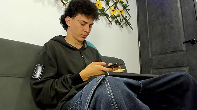 Maxxx bigcockx online show from 02-22-26, 02:25