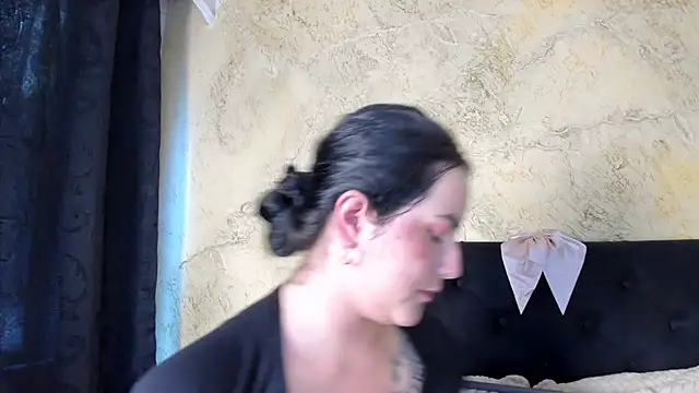 JeniferPowell nm online show from 02-04-26, 06:03