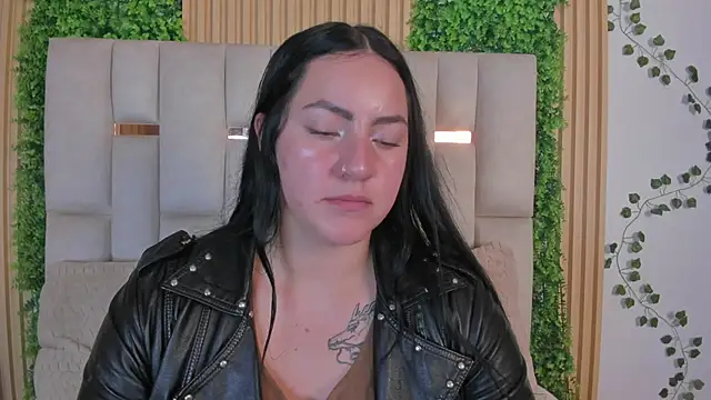 JeniferPowell nm online show from 04-15-26, 07:29