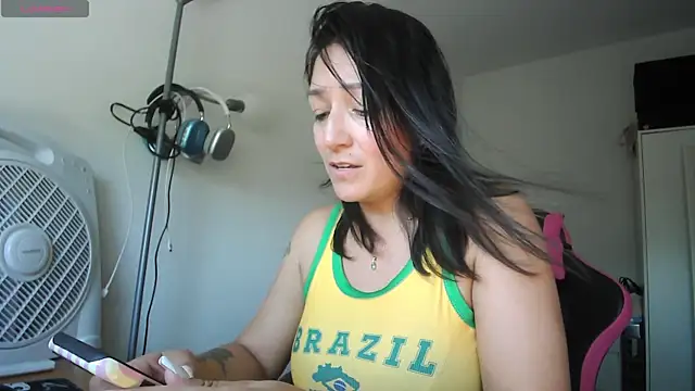 Yulian Milf online show from 06-25-26, 02:55