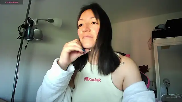 Yulian Milf online show from 04-25-26, 08:06
