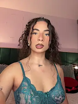 Snapshot of IrinaBlanc chatting on 07-18-26, 10:40 IrinaBlanc online show from 07-18-26, 10:40