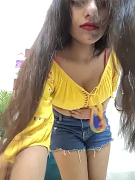 Snapshot of Alisha_Babyy chatting on 07-16-26, 03:03 Alisha Babyy online show from 07-16-26, 03:03