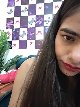 Snapshot of Alisha_Babyy chatting on 07-14-26, 10:21 Alisha Babyy online show from 07-14-26, 10:21