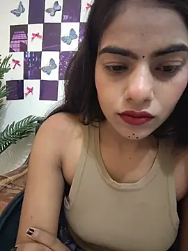 Snapshot of Alisha_Babyy chatting on 07-13-26, 05:07 Alisha Babyy online show from 07-13-26, 05:07