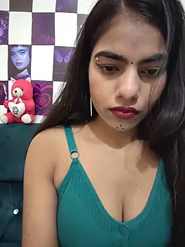 Snapshot of Alisha_Babyy chatting on 06-15-26, 04:12 Alisha Babyy online show from 06-15-26, 04:12