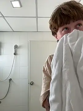 IceMur online show from 04-18-26, 02:03