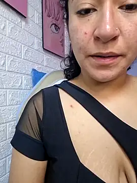 Snapshot of Dany_Moon_ chatting on 02-19-26, 03:25 Dany Moon online show from 02-19-26, 03:25