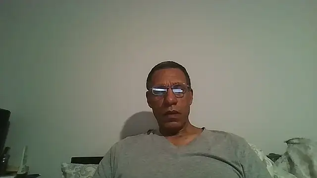 swimmer2496 online show from 01-17-26, 09:02