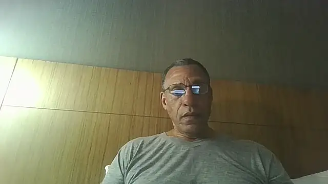swimmer2496 online show from 04-03-26, 02:29