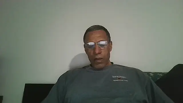 swimmer2496 online show from 04-10-26, 01:34