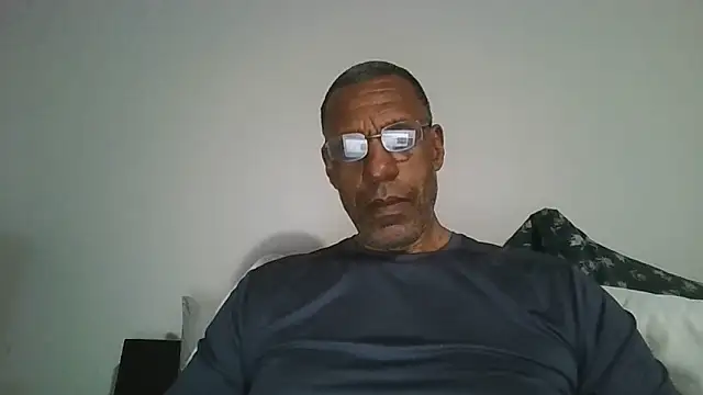 swimmer2496 online show from 05-22-26, 01:58