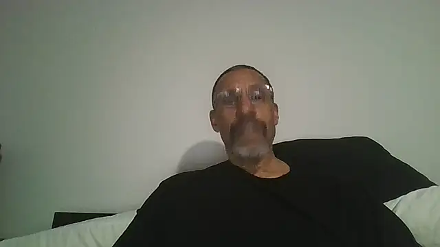 swimmer2496 online show from 03-30-26, 02:35