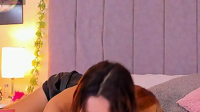 PAMELA BRANZ online show from 03-25-26, 12:15