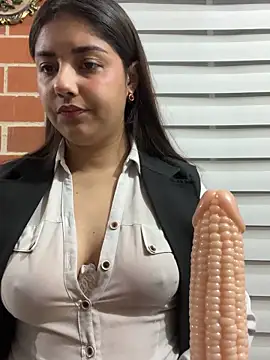 A-uroora online show from 04-12-26, 09:56