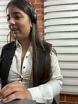 A-uroora online show from 02-05-26, 07:48