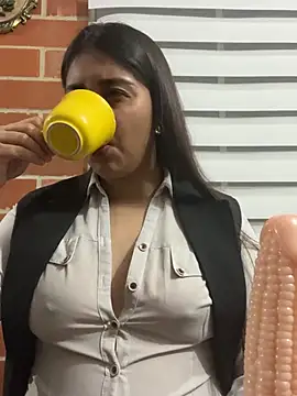 A-uroora online show from 04-18-26, 10:28