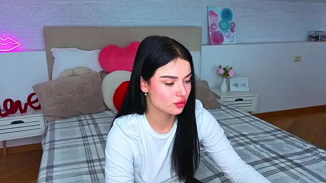 Silena sky online show from 04-19-26, 06:10
