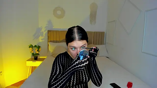 Silena sky online show from 04-06-26, 07:53