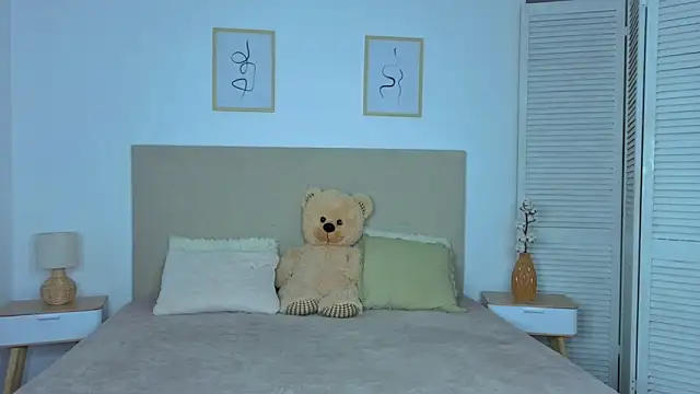 Silena sky online show from 02-09-26, 02:15