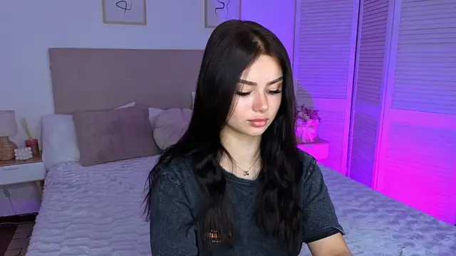 Snapshot of Silena_sky chatting on 07-12-26, 06:36 Silena sky online show from 07-12-26, 06:36