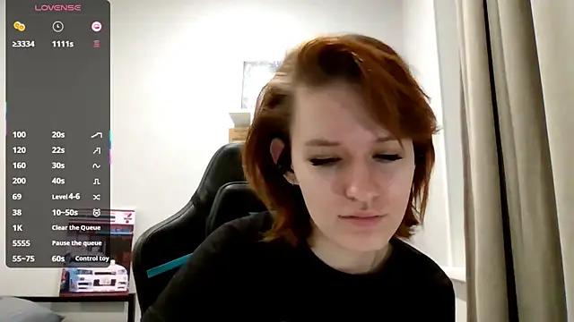 Snapshot of PetralPrime chatting on 02-11-26, 09:58 PetralPrime online show from 02-11-26, 09:58