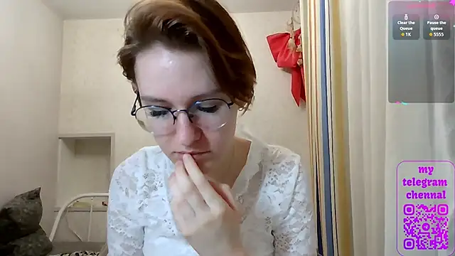 Snapshot of PetralPrime chatting on 02-20-26, 05:15 PetralPrime online show from 02-20-26, 05:15