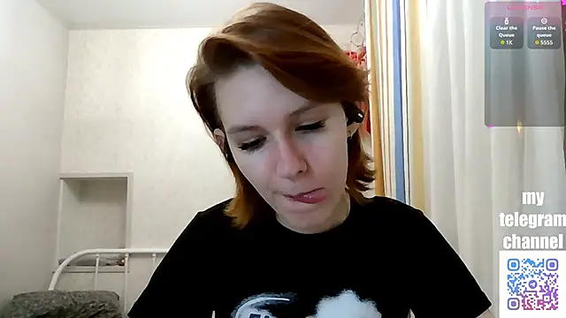 Snapshot of PetralPrime chatting on 02-10-26, 05:23 PetralPrime online show from 02-10-26, 05:23