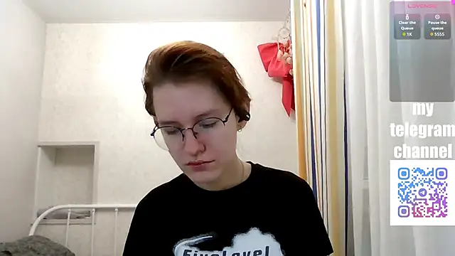 Snapshot of PetralPrime chatting on 02-04-26, 05:19 PetralPrime online show from 02-04-26, 05:19