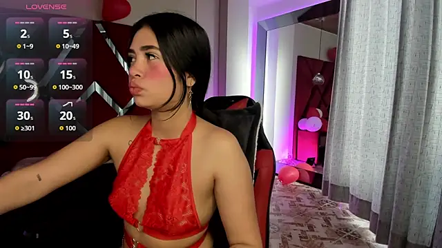 Snapshot of Lucia_24x chatting on 02-20-26, 12:51 Lucia 24x online show from 02-20-26, 12:51