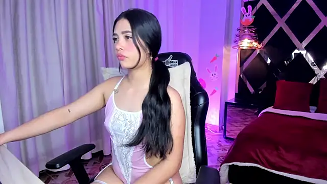 Lucia 24x online show from 04-02-26, 11:11