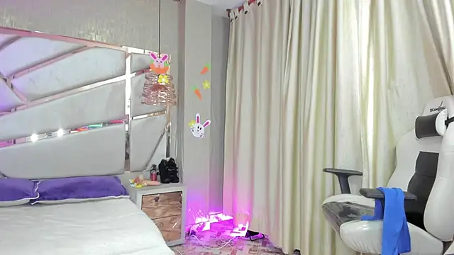 francis 20 online show from 04-18-26, 01:35